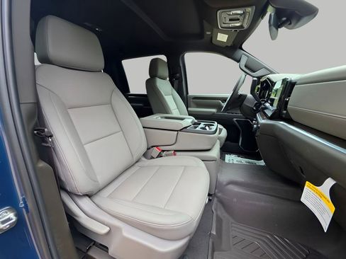 New 2026 Chevrolet Silverado 2500 LT w/ Texas Edition AWD/4WD image 11