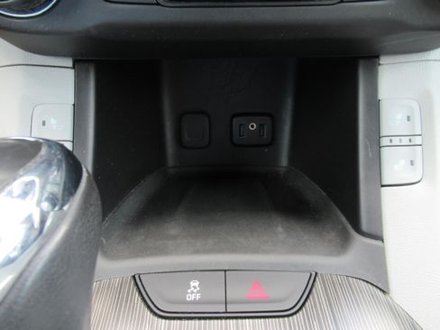 Used 2019 GMC Acadia SLT FWD image 27