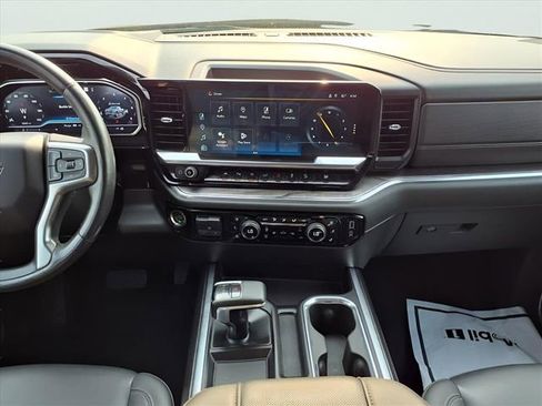 Used 2023 Chevrolet Silverado 1500 LTZ image 12