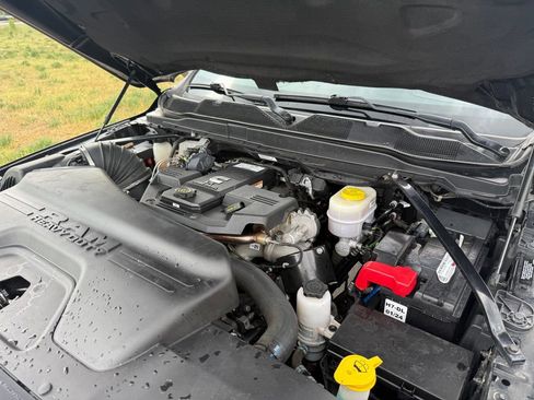 Used 2021 RAM 2500 Limited AWD/4WD image 52