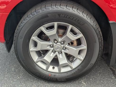 Used 2021 Nissan Frontier SV RWD image 11