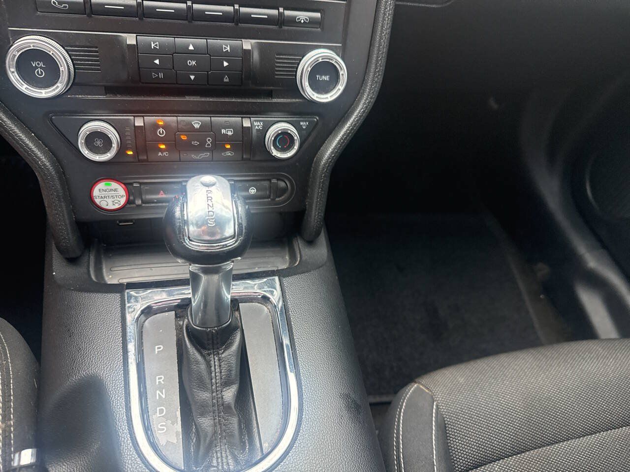 Used 2016 Ford Mustang Coupe RWD image 37