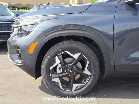 New 2026 Kia Seltos EX FWD image 9