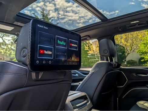 Used 2023 Cadillac Escalade Sport AWD/4WD image 29