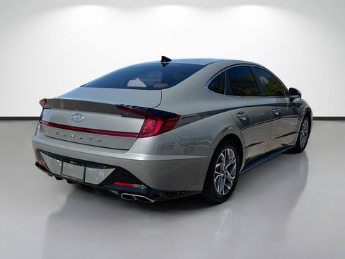 Used 2022 Hyundai Sonata SEL FWD image 3