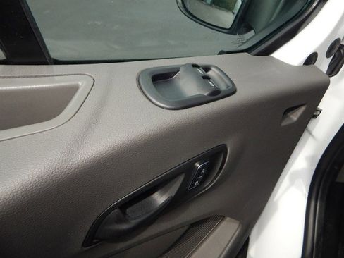 New 2025 Ford Transit 250 148 Medium Roof w/ Load Area Protection Package image 15