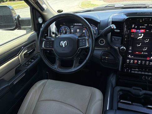 Used 2020 RAM 2500 Limited AWD/4WD image 29