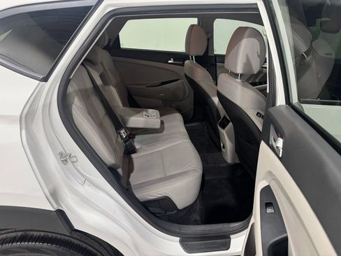 Used 2021 Hyundai Tucson Sport AWD/4WD image 23