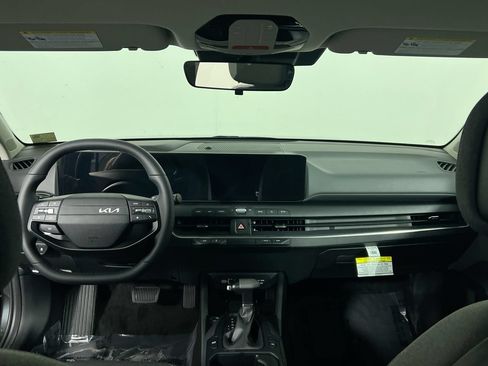 Certified 2025 Kia K4 EX FWD image 30