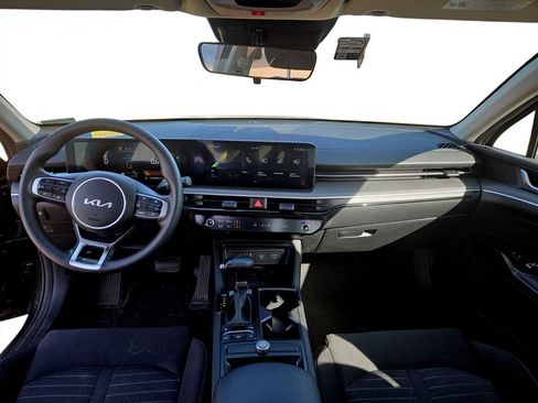 Used 2025 Kia K5 LXS FWD image 12