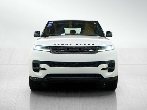 Used 2025 Land Rover Range Rover Sport SE AWD/4WD image 8