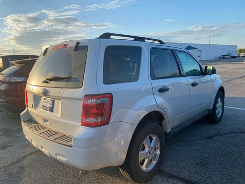 Used 2012 Ford Escape XLT FWD image 4