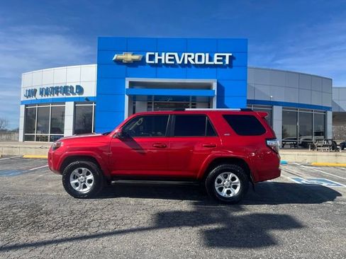 Used 2023 Toyota 4Runner SR5 image 1