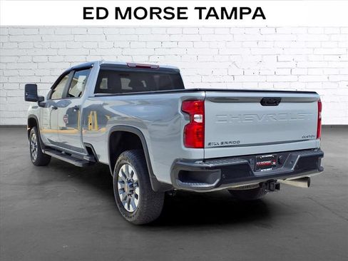Used 2025 Chevrolet Silverado 2500 Custom w/ Custom Value Package RWD image 3