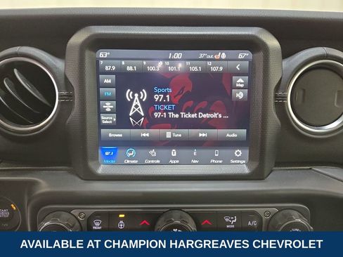 Used 2021 Jeep Gladiator Overland w/ Popular Equipment Package image 17