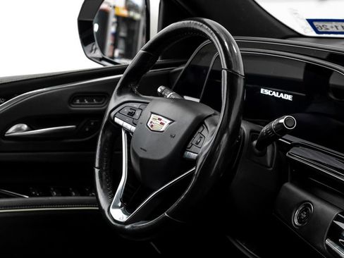 Used 2021 Cadillac Escalade Sport RWD image 13