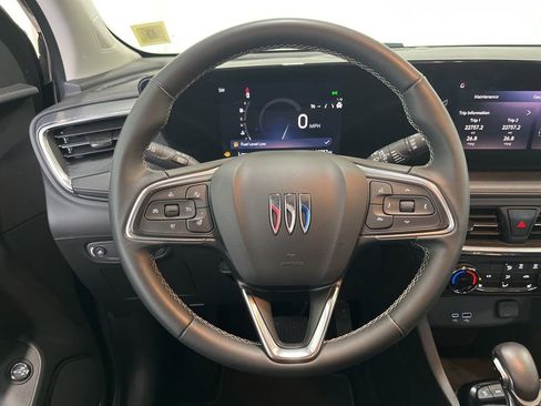 Used 2024 Buick Encore GX Preferred w/ Comfort Package image 5