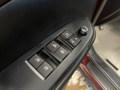 Certified 2019 Toyota Highlander XLE AWD/4WD image 15