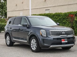 Used 2021 Kia Telluride LX FWD video 3