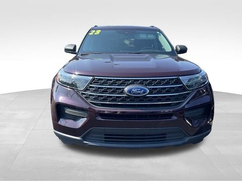 Used 2023 Ford Explorer XLT w/ Class IV Trailer Tow Package image 6