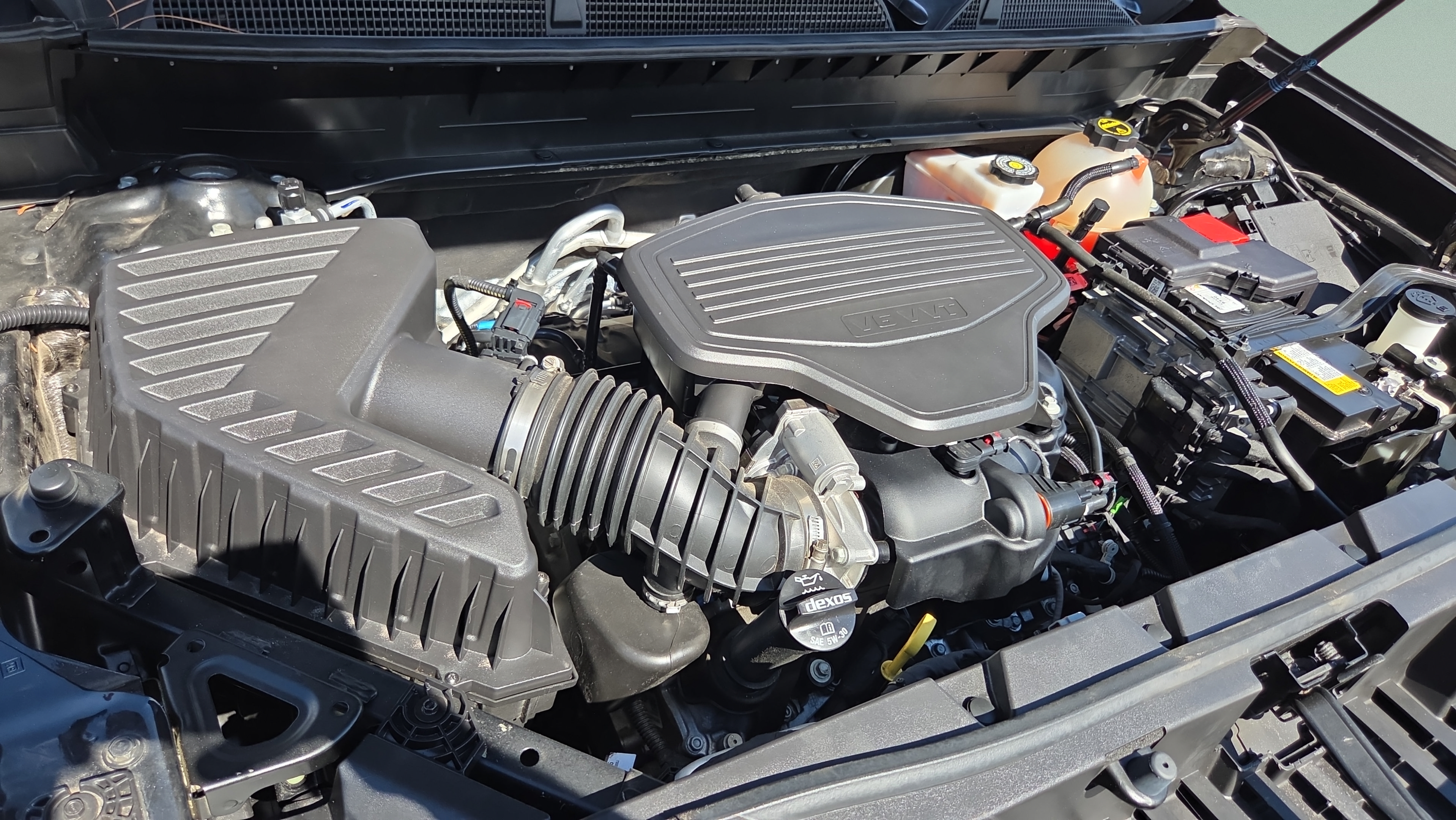 Certified 2023 GMC Acadia AT4 w/ Technology Package AWD/4WD image 18