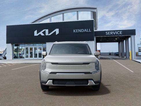 New 2026 Kia EV9 Wind AWD/4WD image 2