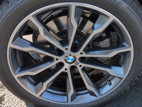 Used 2022 BMW X3 sDrive30i w/ M Sport Package 2 RWD image 13