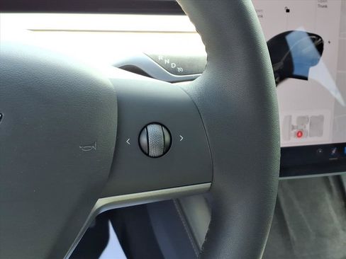 Used 2021 Tesla Model 3 Standard Range Plus RWD image 12