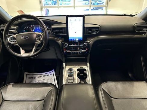Used 2023 Ford Explorer Limited w/ Limited Technology Package AWD/4WD image 11