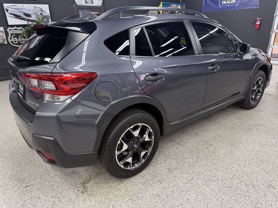 Used 2020 Subaru Crosstrek 2.0i Premium w/ Moonroof Package 1 AWD/4WD image 5