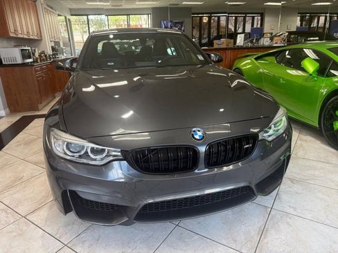 Used 2016 BMW M3 image 3