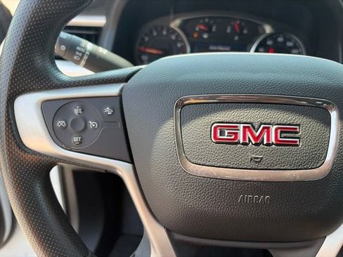 Used 2023 GMC Acadia SLE w/ Driver Convenience Package AWD/4WD image 17