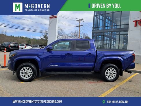 Used 2024 Toyota Tacoma SR5 image 2