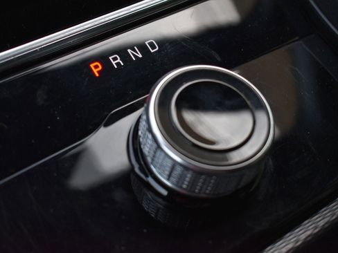 Used 2025 Jeep Grand Cherokee Altitude AWD/4WD image 32