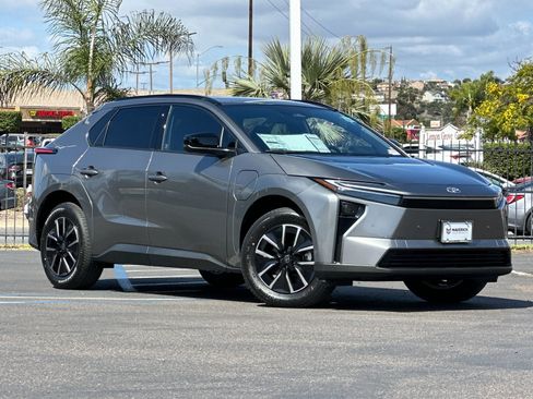 New 2026 Toyota bZ FWD image 7