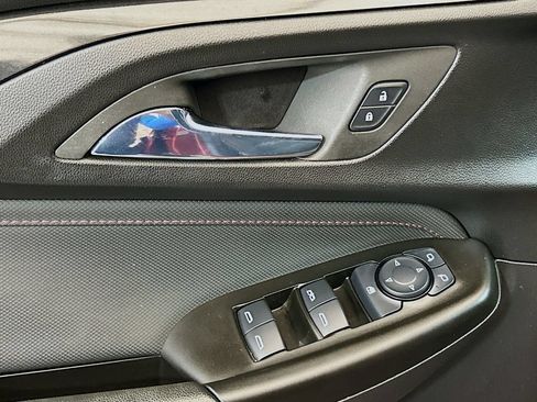 Used 2023 Chevrolet TrailBlazer RS w/ Technology Package FWD image 15