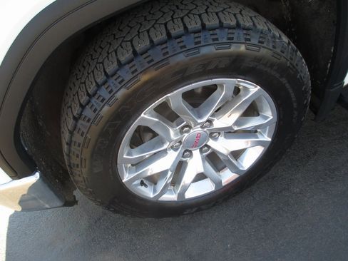 Used 2021 GMC Sierra 1500 SLT w/ SLT Premium Plus Package image 12