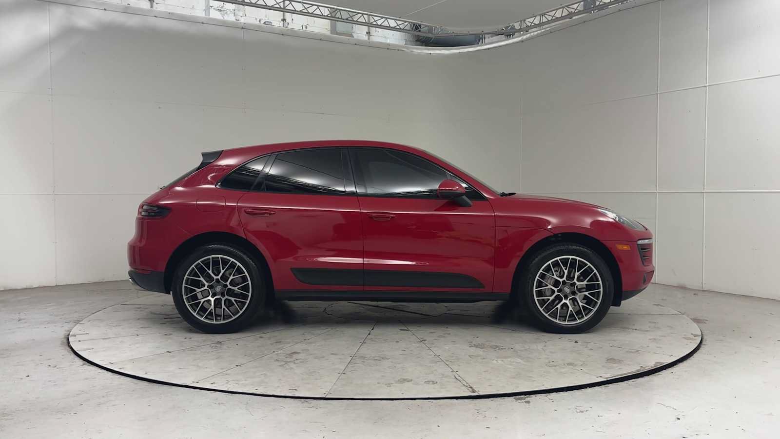 Used 2018 Porsche Macan S AWD/4WD image 6