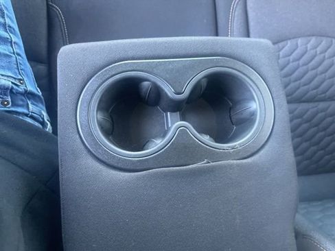 Used 2020 Chevrolet Equinox LT image 16