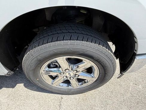 Used 2024 Ford F150 XLT w/ Mobile Office Package RWD image 18