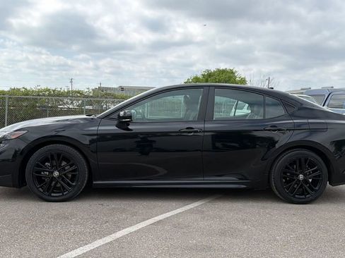 Certified 2025 Toyota Camry SE image 10