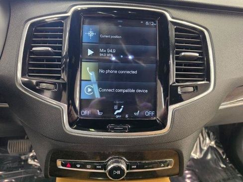 Used 2018 Volvo XC90 T6 Momentum w/ Convenience Package AWD/4WD image 17