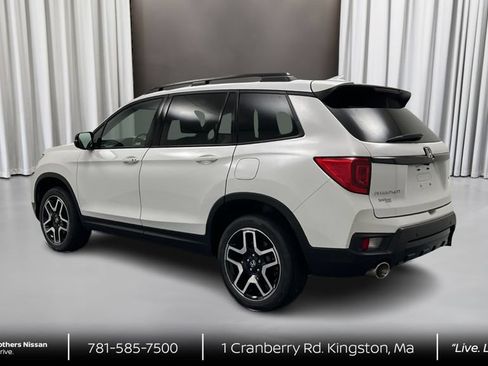 Used 2023 Honda Passport Elite image 7