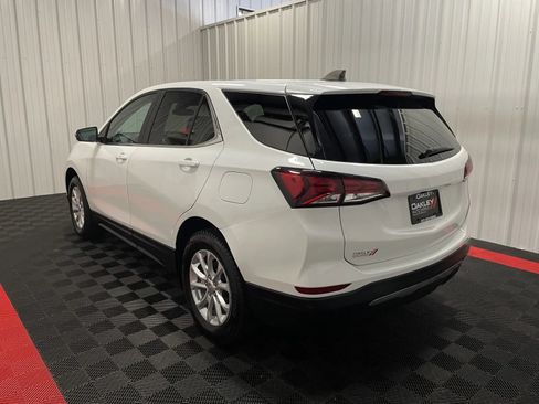 Used 2023 Chevrolet Equinox LT AWD/4WD image 2