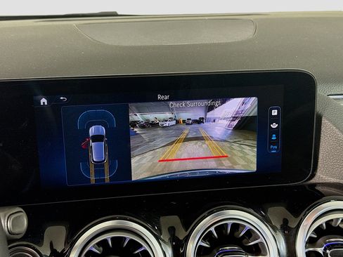 Used 2025 Mercedes-Benz GLA 250 image 19