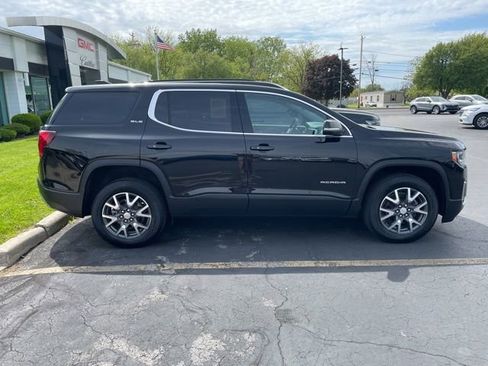 Used 2023 GMC Acadia SLE AWD/4WD image 9