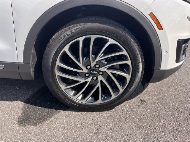 Used 2020 Lincoln Nautilus Reserve FWD image 35