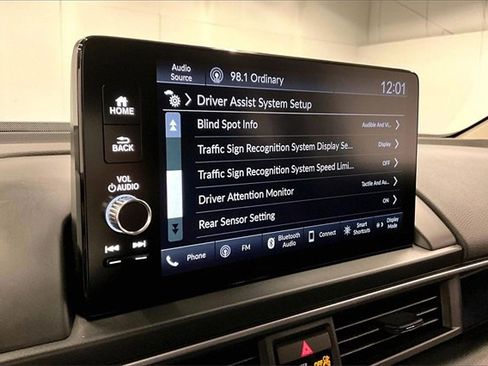 Used 2025 Honda Pilot EX-L image 35