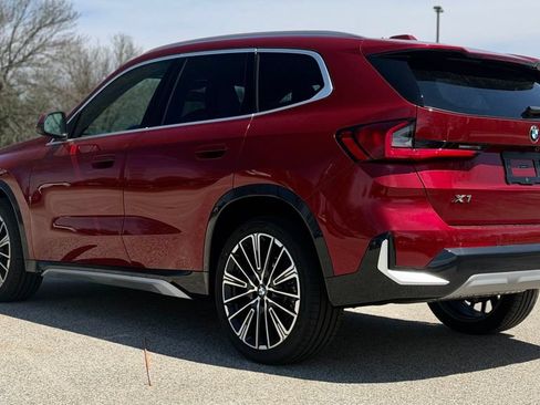 New 2026 BMW X1 xDrive28i w/ Technology Package AWD/4WD image 4