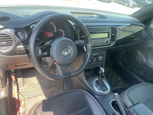 Used 2015 Volkswagen Beetle 1.8T FWD image 8